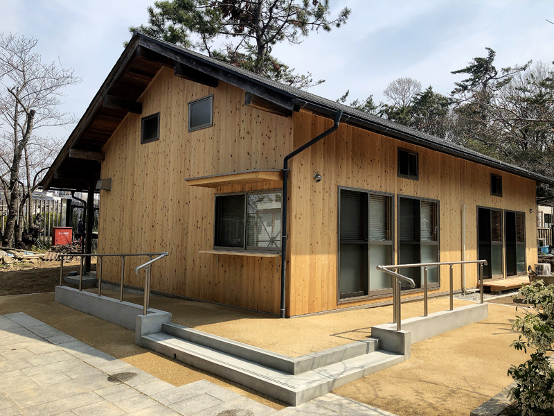 服部緑地 事務所棟