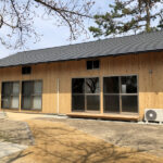 服部緑地 日本民家集落博物館 板倉造りの事務所棟　外観02
