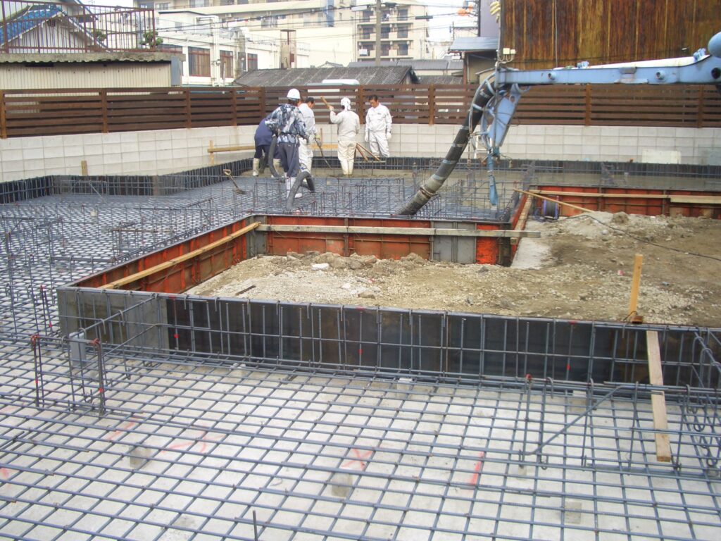 基礎の鉄筋が組み上がった状態(配筋検査完了後)
