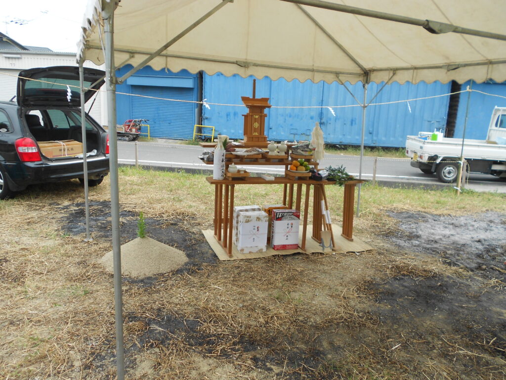 板倉造りの家の地鎮祭の様子